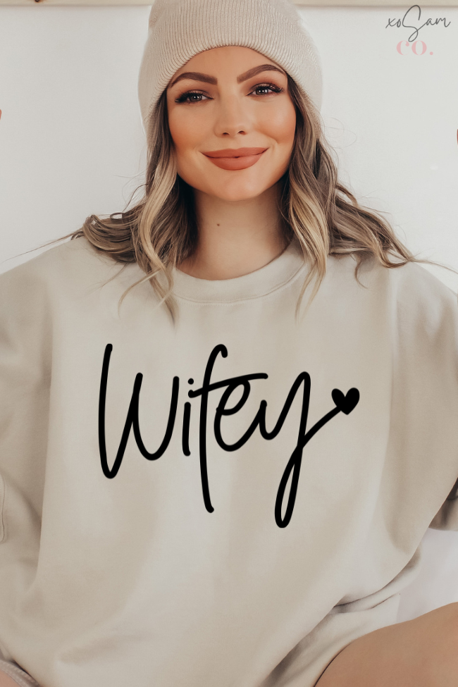 Wifey Puff Print Graphic Sweatshirt